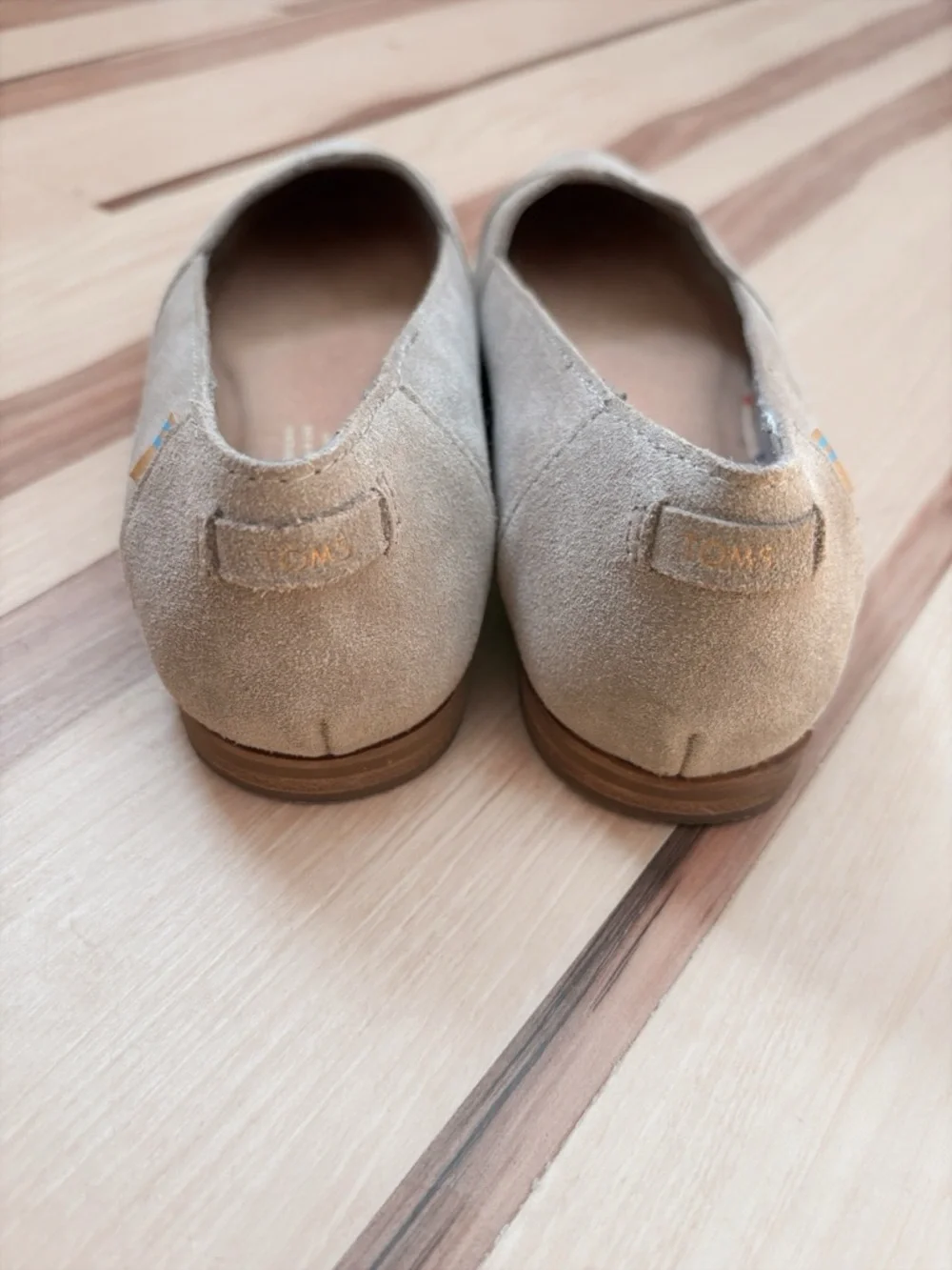Toms Suede Flats